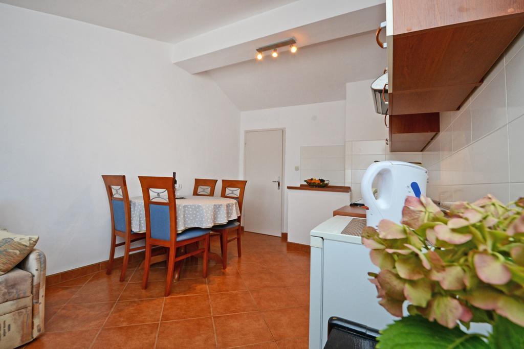 Apartment Lili Пореч Экстерьер фото